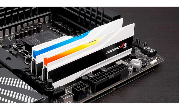 Фото - Память DDR G.Skill Trident Z5 RGB White DDR5-7200 32GB (2x16GB) (F5-7200J3445G16GX2-TZ5RW)
