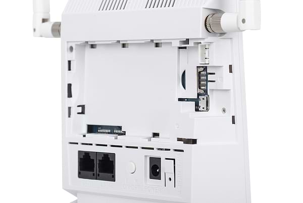 Фото - Маршрутизатор интернет WiFi4+4G Ergo R0516 c АКБ