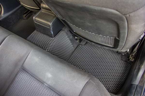 Фото - EVA коврики в салон авто EVAtech для 3 Series (E46) 4WD Restyling (with armrest) BMW 2001-2006 4 поколение Sedan EUBM13006CB5BW8RBB
