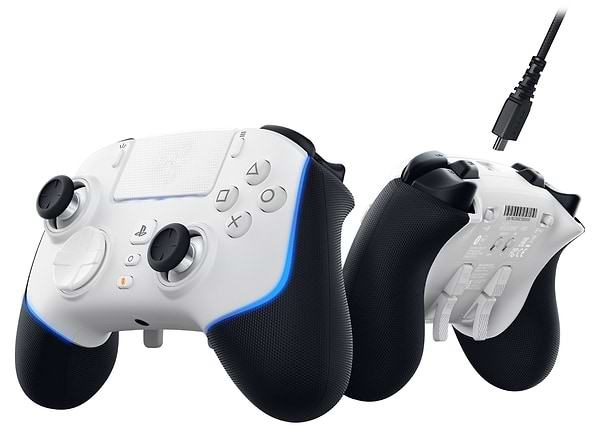 Фото - Геймпад Razer Wolverine V2 PRO for PS5, white (RZ06-04710200-R3G1)