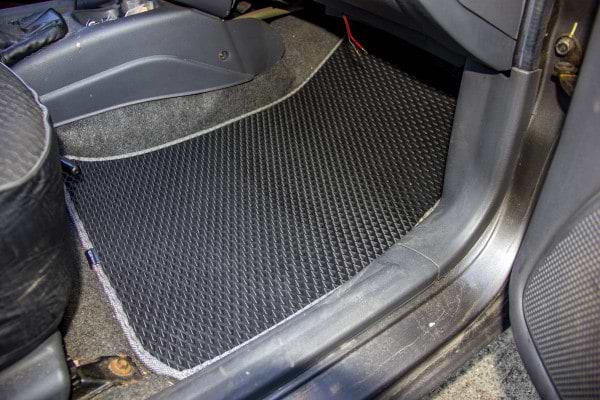 Фото - EVA коврики в салон авто EVAtech для Lanos Daewoo 1998-2017 1 поколение Htb EU DO31959PC4SBB