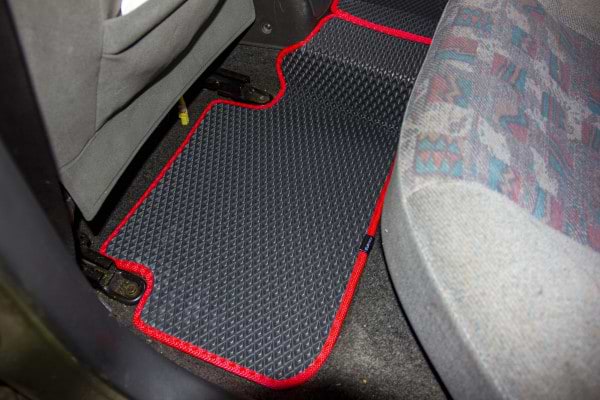 Фото - EVA коврики в салон авто EVAtech для Lanos Daewoo 1998-2017 1 поколение Htb EU DO31959PC4SBB