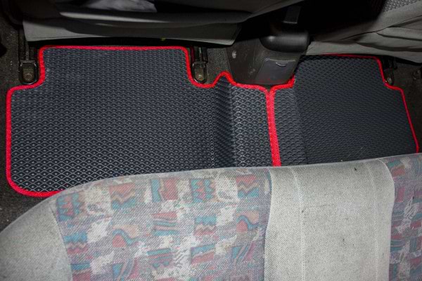 Фото - EVA коврики в салон авто EVAtech для Lanos Daewoo 1998-2017 1 поколение Htb EU DO31959PC4SBB