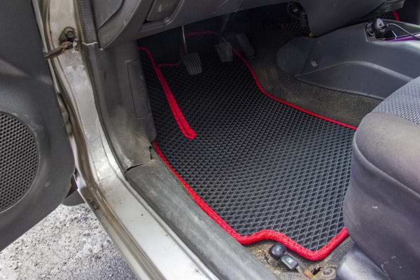 Фото - EVA коврики в салон авто EVAtech для Lanos Daewoo 1998-2017 1 поколение Htb EU DO31959PC4SBB