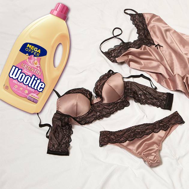 Фото - Гель для стирки Woolite Для шерсти и деликатной ткани 4,5 л