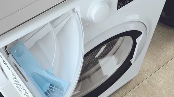 Фото - Пральна машина Whirlpool WRBSS 6239 W UA
