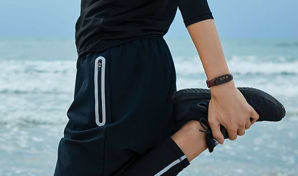 Фото - Фітнес-браслет Xiaomi Mi Smart Band 4 Wine