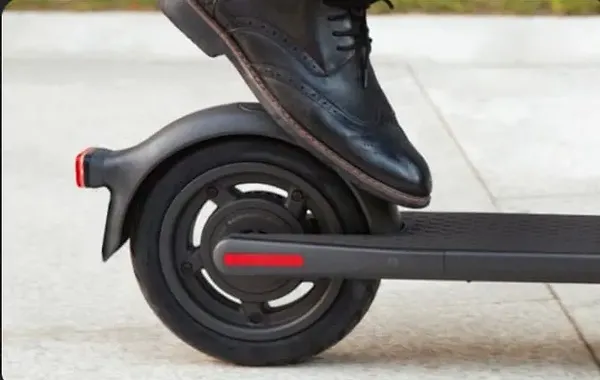 Фото - Електросамокат Segway Ninebot by E45E