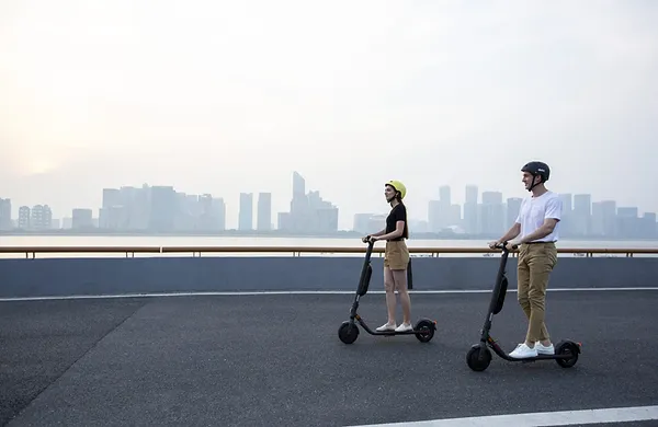 Фото - Електросамокат Segway Ninebot by E45E