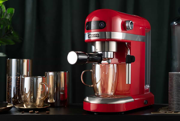 Фото - Уценка - Кофеварка рожковая Ardesto YCM-E1501 Red