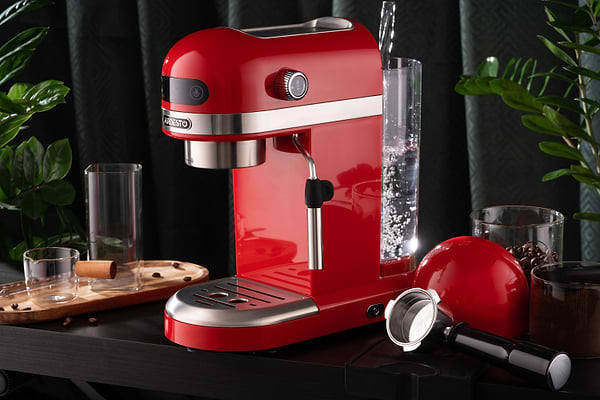 Фото - Уценка - Кофеварка рожковая Ardesto YCM-E1501 Red
