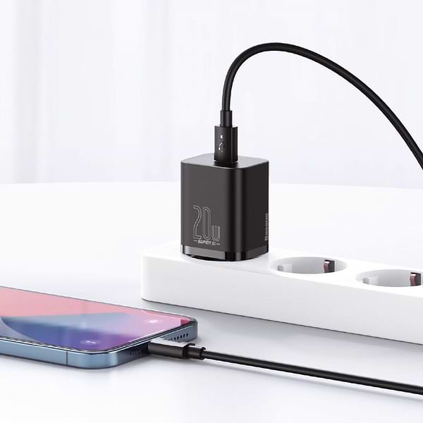 Фото - Мережевий зарядний пристрій Baseus 20W Super Si USB-C (TZCCSUP-B01) Black