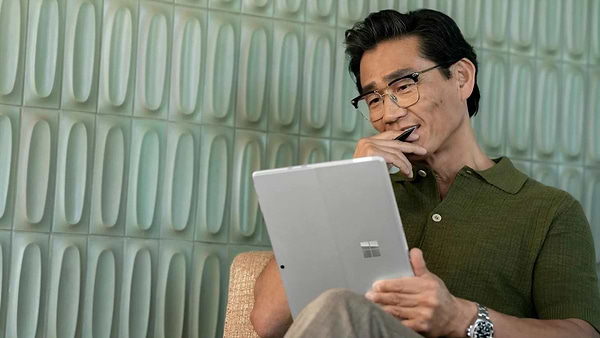 Фото - Планшет Microsoft Surface Pro 10 13'' 16/512GB Win11P Platinum (ZDW-00001)