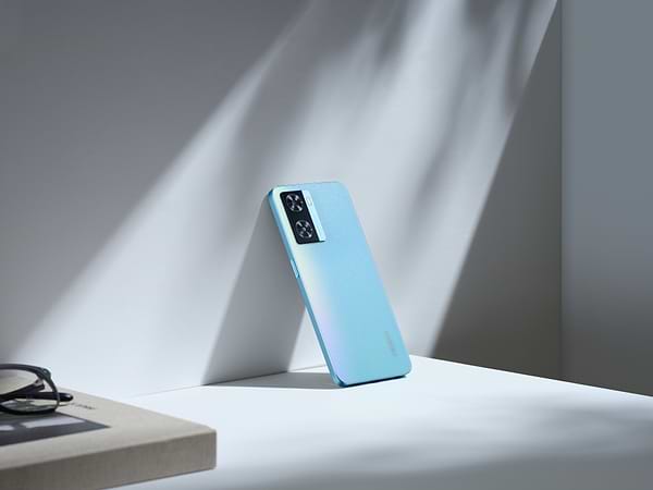 Фото - Смартфон OPPO A57s 4/64Gb Sky Blue
