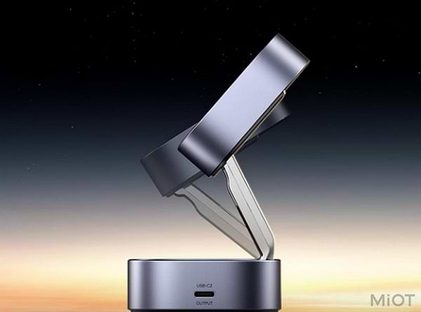 Фото - Беспроводное зарядное устройство UGREEN 2в1 Qi2 Silver (Qi2_1)