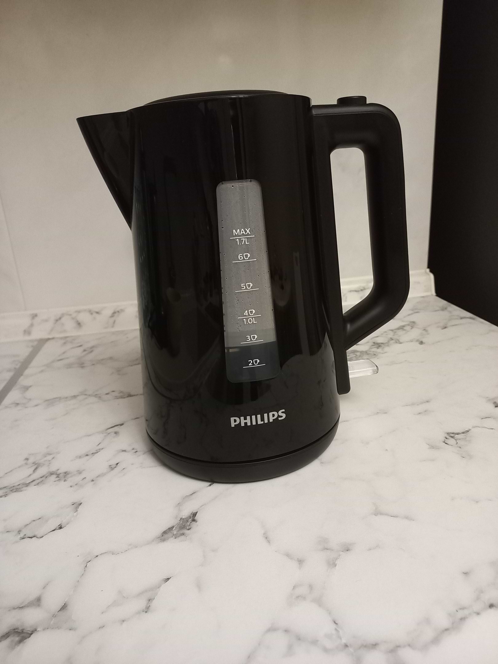 Електричний чайник Philips HD9318/20 купити ціна, характеристики Comfy