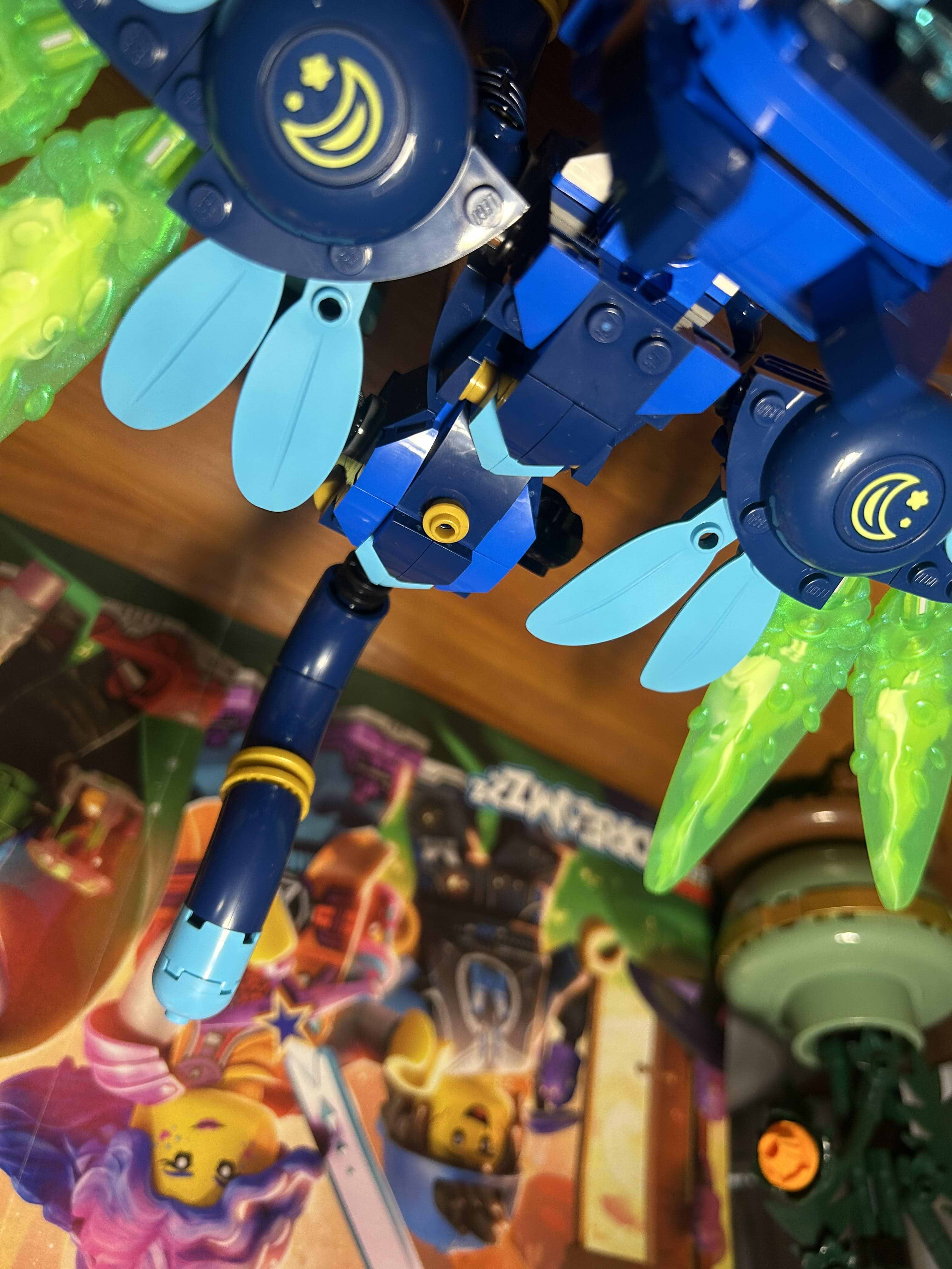 Конструктор LEGO DREAMZZZ Зоуи и котосовая Зиан (71476) купить