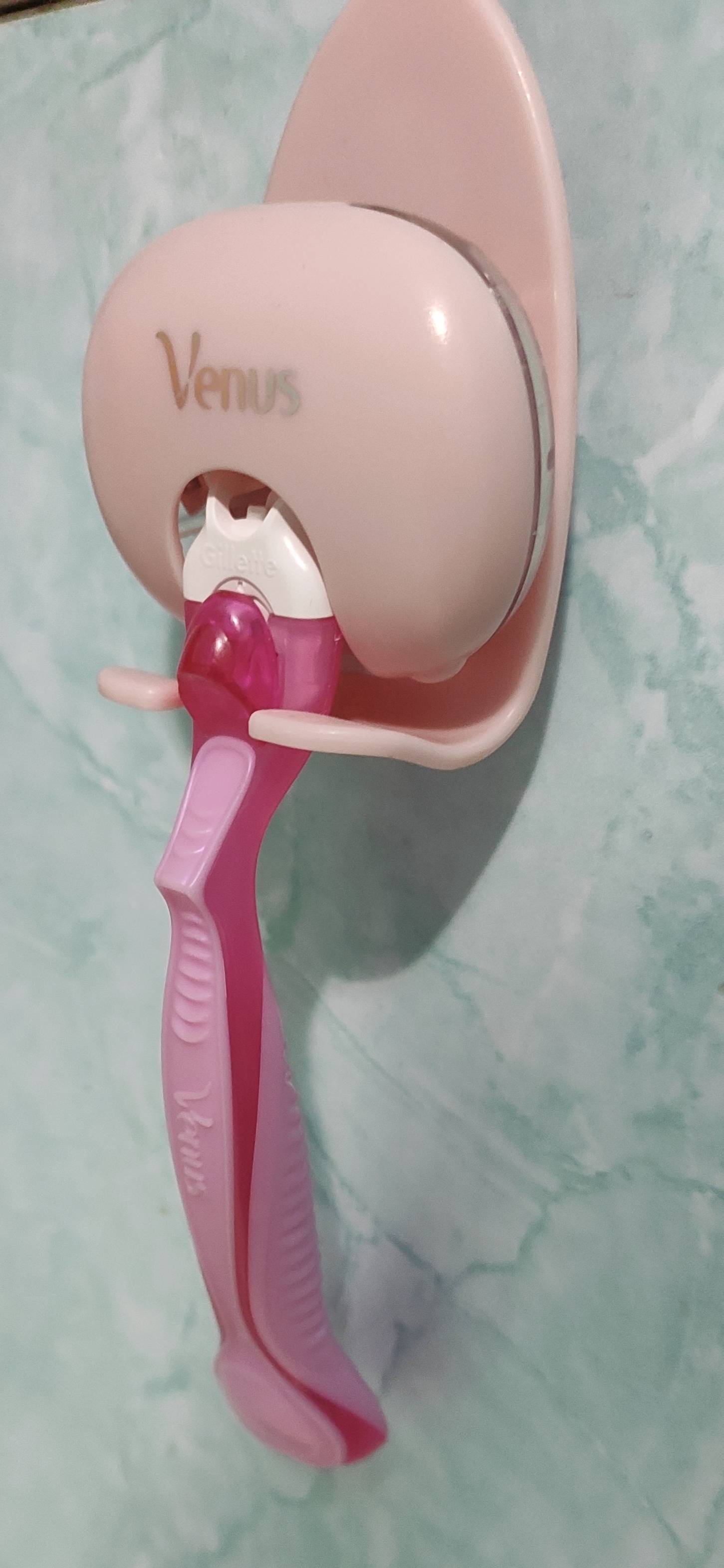 Подарочный набор для ухода за телом Gillette VENUS ComfGlide SPA
