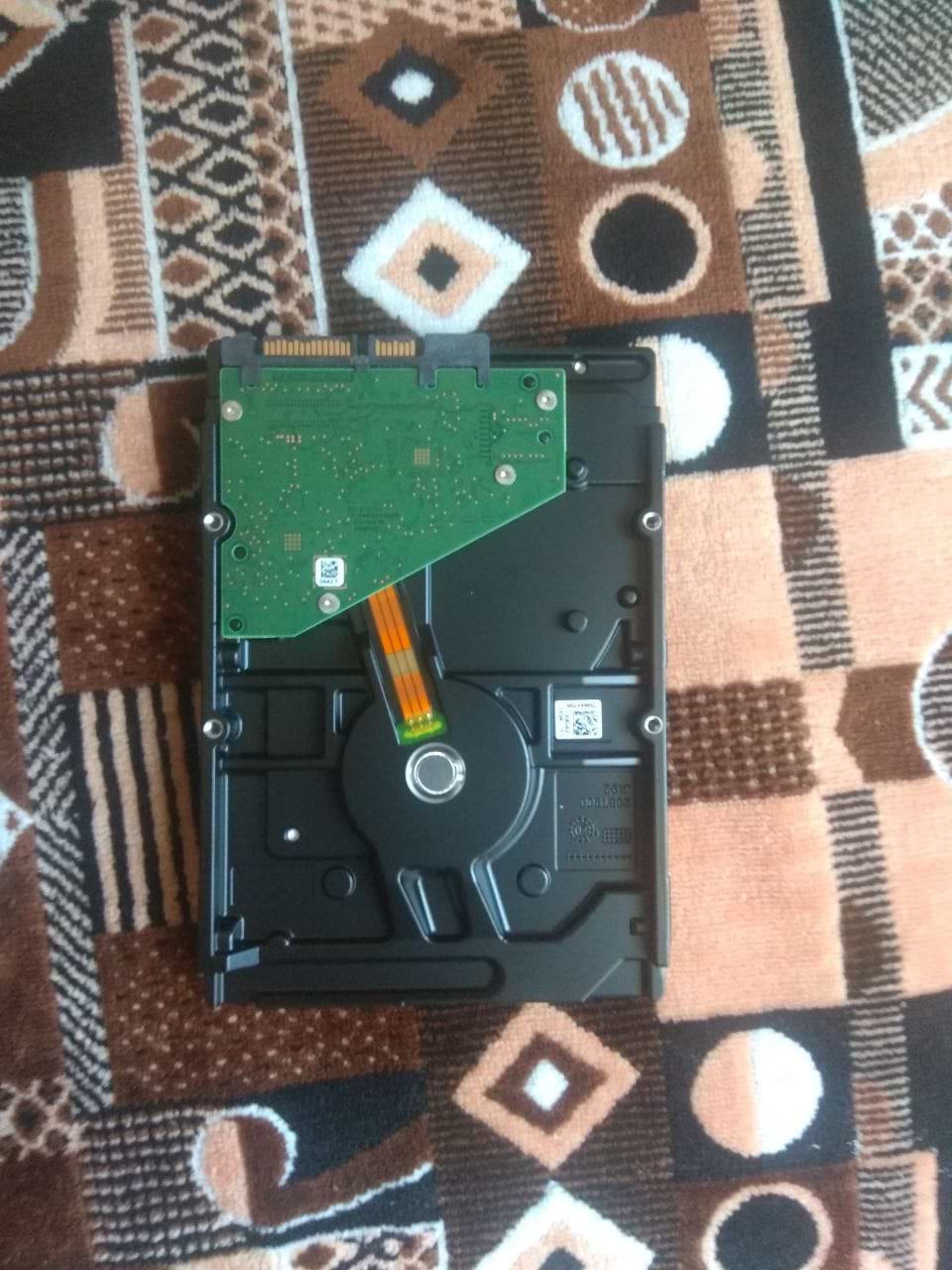 Жесткий диск внутренний Seagate BarraCuda HDD 4TB 5400rpm 256MB
